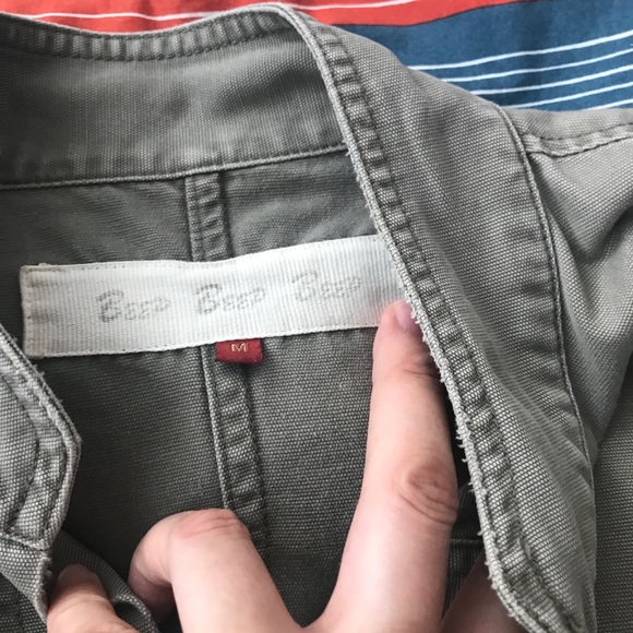 Olive jean jacket medium size - Picture 2 of 2